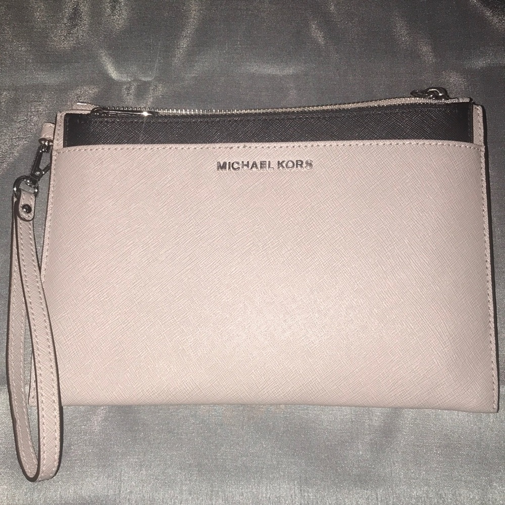 Michael Kors XL Pearl Grey and black wristlet